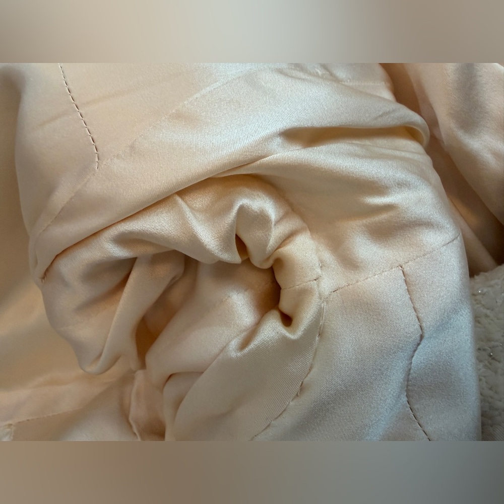 Chanel Boutique vintage skirt suit from the Cruise 1991 collection with a jacket - Picture 10 of 14